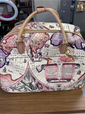 Via Vee World Classic Map Print Rolling Luggage/Duffel Bag with Wheels  30” wide